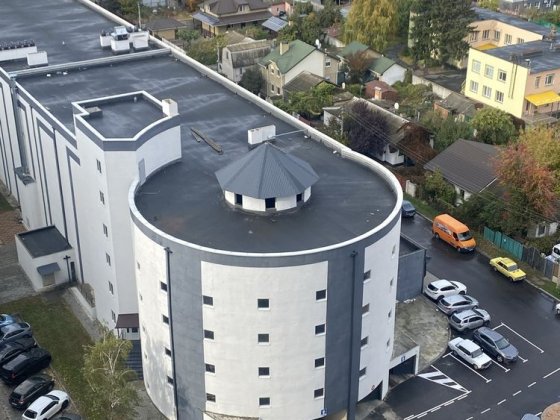 Зручний гараж у центрі міста вул. Тобілевича, 4 Черкассы