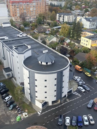 Зручний гараж у центрі міста вул. Тобілевича, 4 - фото 1