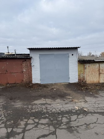 Продам гараж  в районі електричних мереж - фото 1