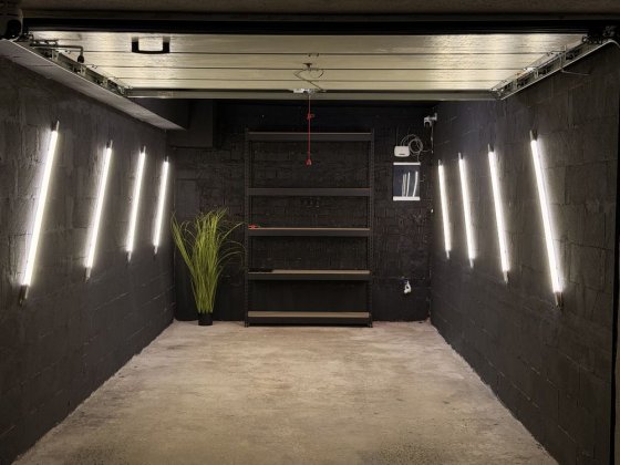 Продаж гаража у ЖК «Щасливий у Дніпрі»(вихід у двір 1–7 секцій) Днепр