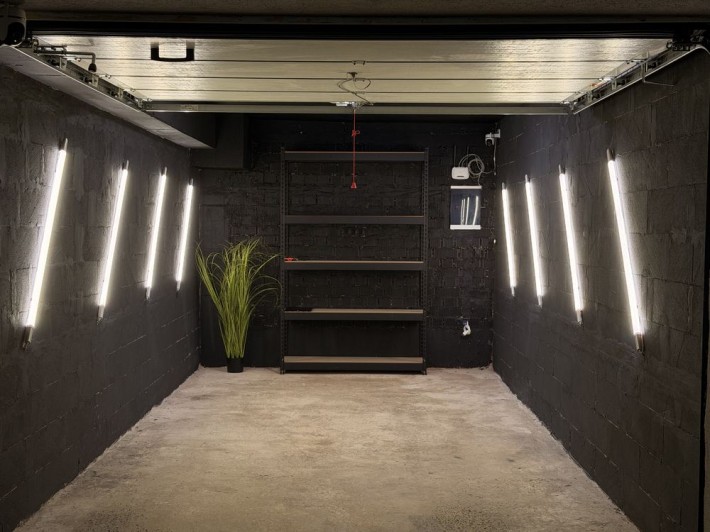 Продаж гаража у ЖК «Щасливий у Дніпрі»(вихід у двір 1–7 секцій) - фото 1