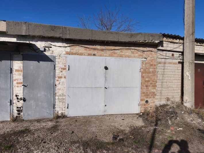 Сдам гараж кооператив №13 с отдельным входом в подвал - фото 1