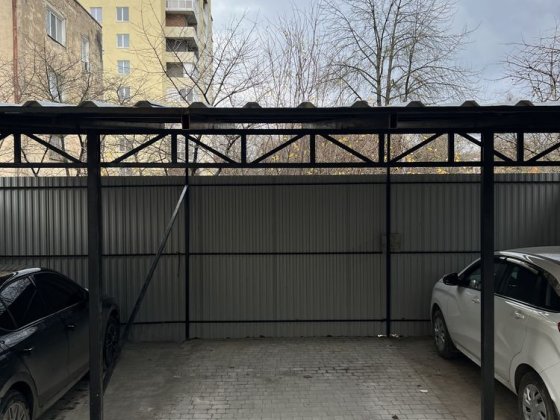 Оренда критого паркомісця Каменец-Подольский