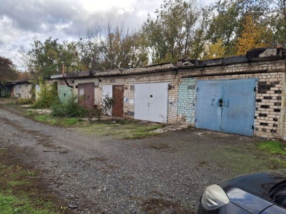Сдам 2 больших гаража Север Кривой Рог