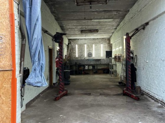 Здам в оренду бокс з підйомником Полтава