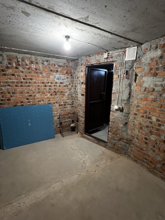 Оренда 8,6 м приміщення - фото 1