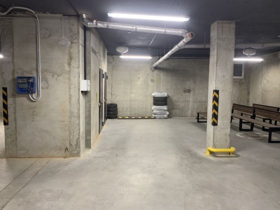 Здам в оренду паркомісце у ЖК «Віденський квартал» «Кришталеве озеро» Черновцы