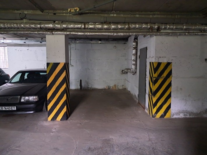 Здам паркомісце в Центрі - фото 1