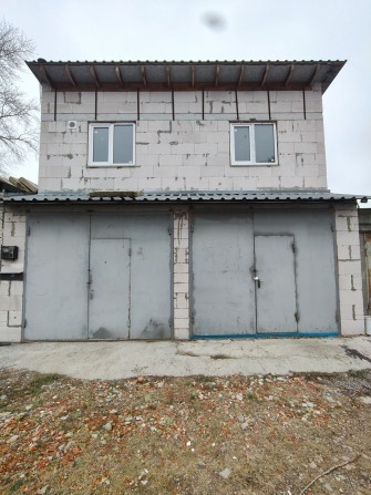 Здам в оренду подвійний двоповерховий гараж 100м2 Позняки - фото 1