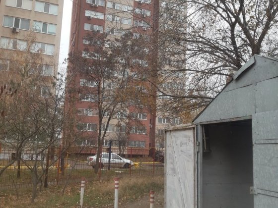 Сдам гараж, ж/м Красний Камінь