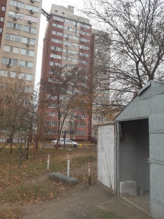 Сдам гараж, ж/м Красний Камінь - фото 1