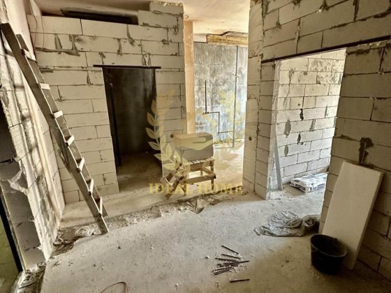 Продам 1-к квартиру Шевченковский р-н Правий берег метро Сирець Киев