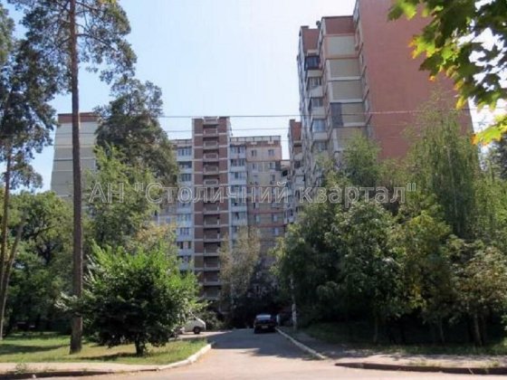 метро Житомирська Чотирикімнатна Пушиної 49 Киев