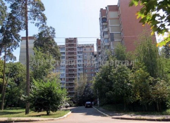 метро Житомирська Чотирикімнатна Пушиної 49 - фото 1