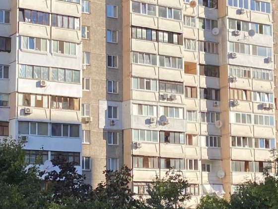 Продам 3-кімнатну квартиру в Святошинському районі Києва Київ