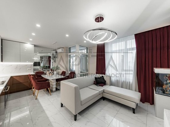 Продаж / Квартира /Липковського Солом'янка ЖК Династия / 3 комн / 82м2 Киев