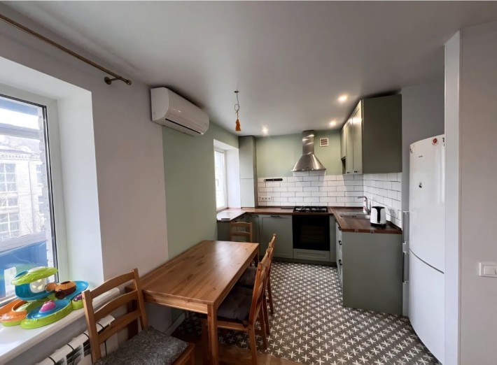 Продаж Гаврілишина,18 Політех - фото 1