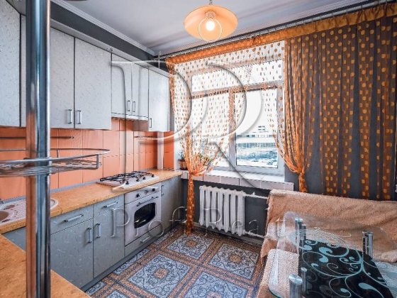 Без комісії Продаж 2 кімн. квартири Олеся Гончара Центр Хмельницького