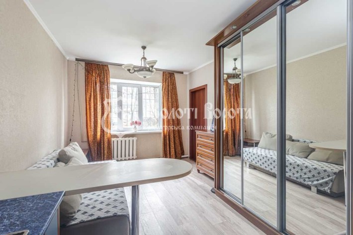 Квартира, 1к. Гарнйи стан. Стешенків, 9, Борщагівка, Святошинський р-н - фото 1