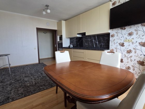 Продаж 3к квартира. м. Житомирська 1 хв. Сучасний ЖК. Киев