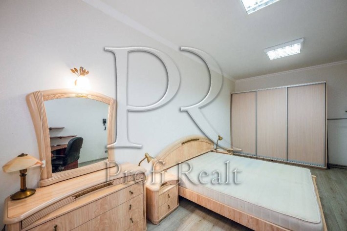 Продаж 1 кімн. квартири за адресою вул.Єфремова,8-А Академмістечко - фото 1