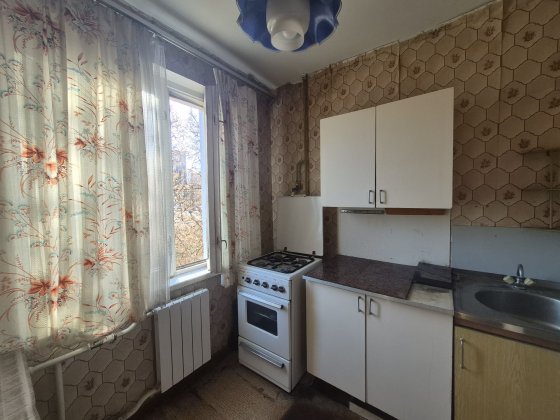 Продам 2-кімнатну, вул. Якуба Коласа 6, Борщагівка Київ