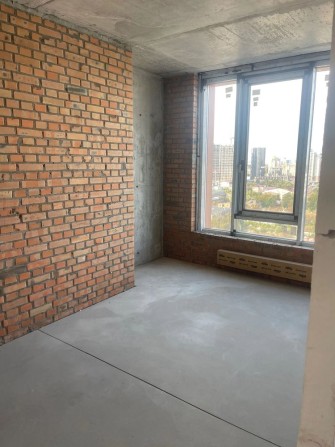 Видова квартира в ЖК бізнес класу Creator City - фото 1