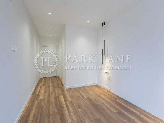 Продам 2 кім 80м Кудрявський узвіз Київ