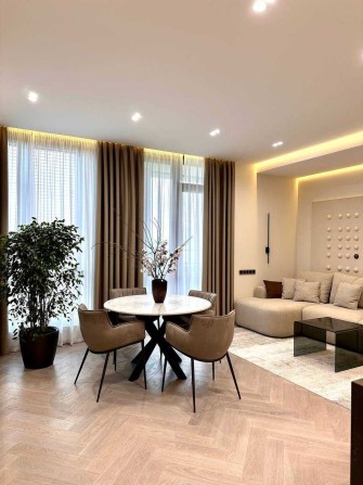 Продаж Crystal Park Крістал Парк Інвертор в квартирі Берестейська - фото 1