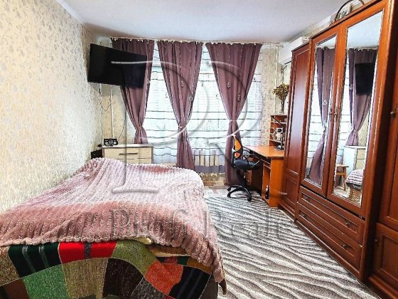 Продаж 1-кім. квартири по вул. Вахтанга Кікабідзе (Булгакова) 8а Київ