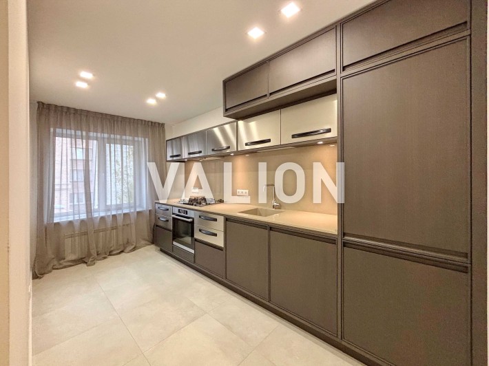 Продаж 6-к квартири, Костянтинівська, 51, Поділ. Без комісії% - фото 1