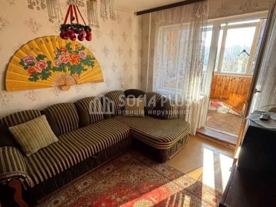 Срочно! 2к, Симиренко 14/9, недорого Київ