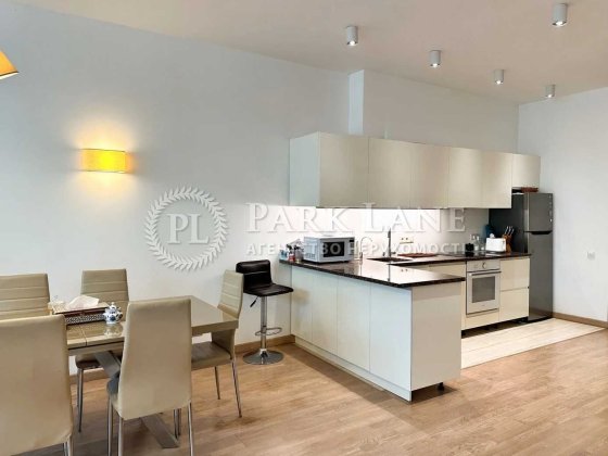 ЖК Смарагдовий Продам квартиру 2к 82м2 Вокзальна Ізумрудний Шаповала Киев