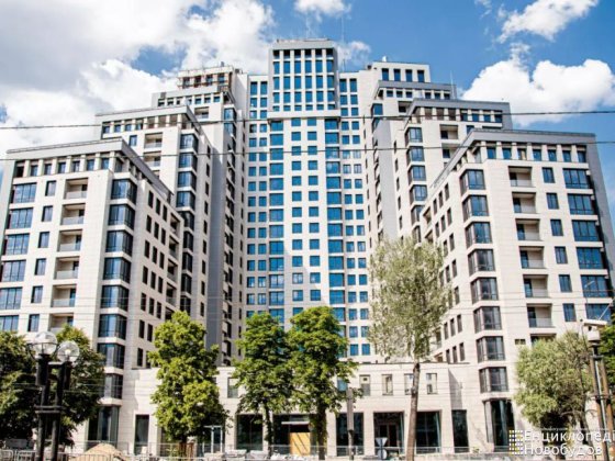 Продаж двокімнатної квартири ЖКCrystal Park Tower  метро,є парко місце Київ