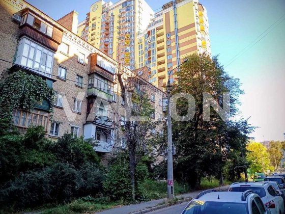 Продаж 2 кімн. квартири по вул В. Котарбінського 10/12, центр. Київ