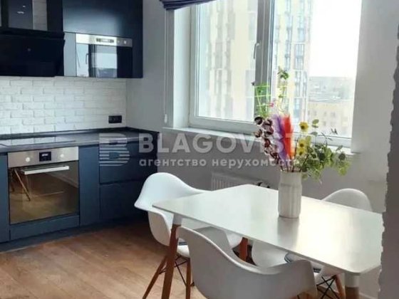 Продам 1-кімнатну квартиру в ЖК Малахіт! Киев