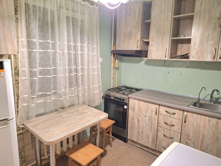 Продам 2к роздільну кв, Леся Курбаса, швидкісний трамвай! - фото 1