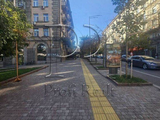 Продаж 2к.кв./Центр/Хрещатик/Прорізна/ЦУМ/театр/Майдан Незалежності Киев