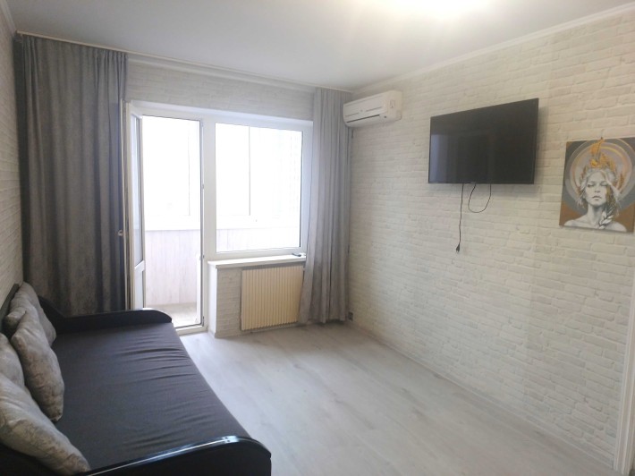 Продам 1 к Коперника 10 ремонт меблі техніка газ центр метро - фото 1