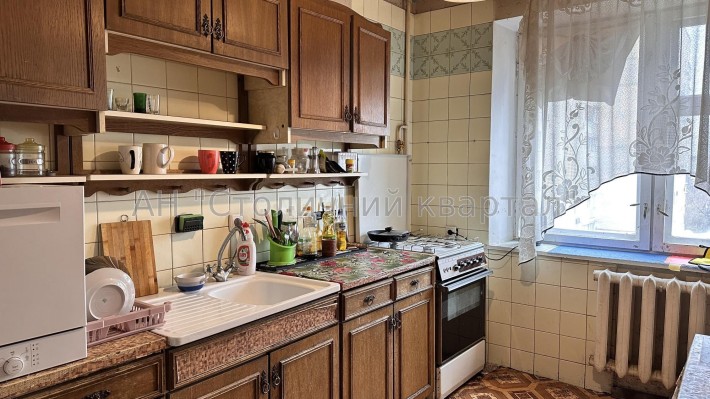 Лукʼянівка Татарка Князя Володимира Мономаха 26-б ( Отто Шмідта 26-б ) - фото 1