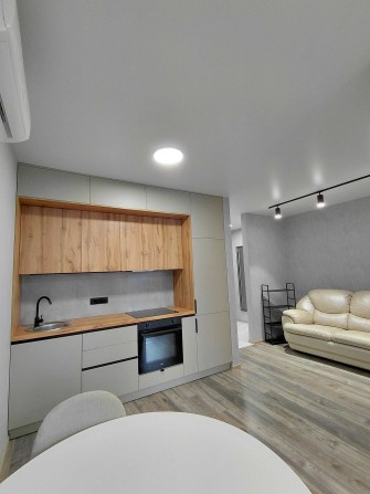 БЕЗ% продам 1к квартиру 41м ЖК Варшавський+ Після ремонту Вікна у двір - фото 1