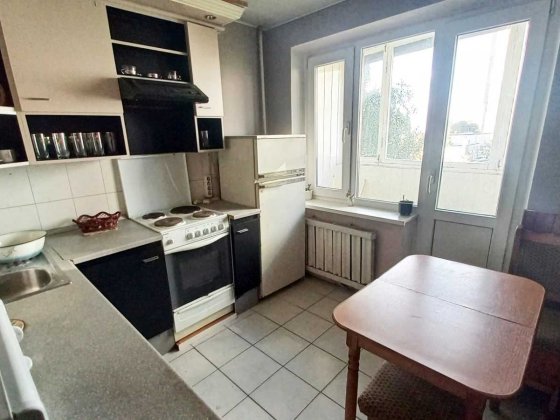 Продам 3-кімн. квартиру біля метро Святошин Київ