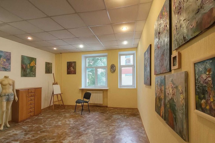 2кім.квартира з власним двориком у серці Подолу, Хорива - фото 1