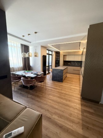 Продажа б/к 3 к.дворівнева 128 кв. ЖК«Глорія Парк» вул, Нивська,4-г - фото 1