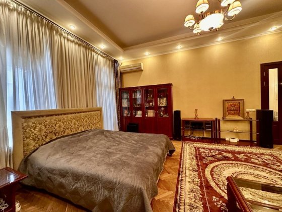 Продаж квартира Борисоглібська,17/1 Поділ Поштова площа Київ