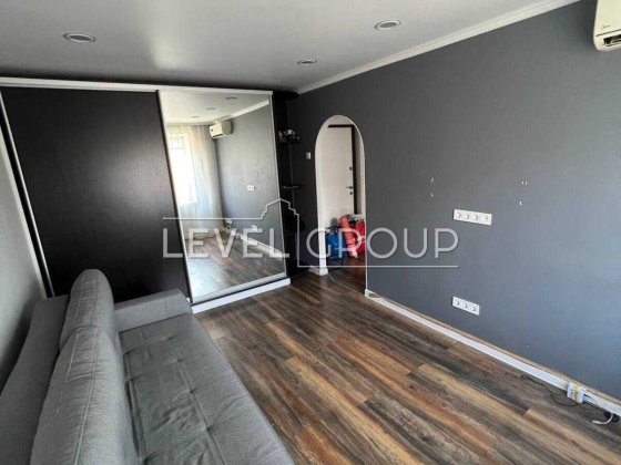 Продам квартиру з ремонтом Новомостицька 6, Подільський, Виноградар Киев