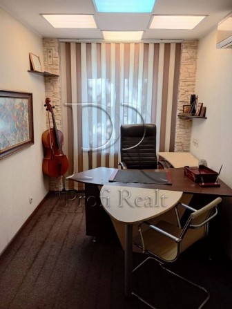 Продаж 3 кімн. квартири за адресою пр-т Берестейський,79 - фото 1