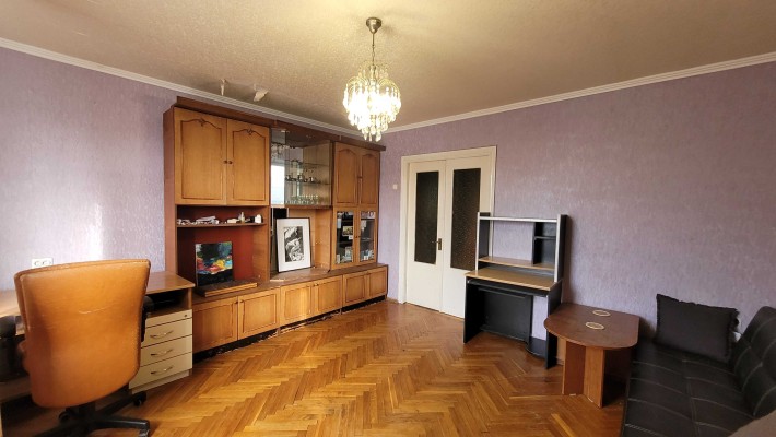 Машинобудівна 8. Метро Шулявська. 53 кв.м. Під ремонт. Без% - фото 1