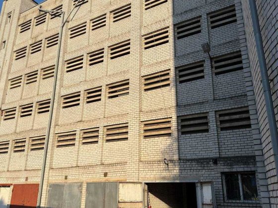 Продам паркомісце Центер Антоновича Поля Днепр