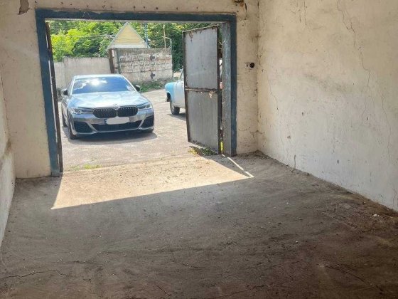 Продам гаражи отдельно стоящие 4 шт Днепр